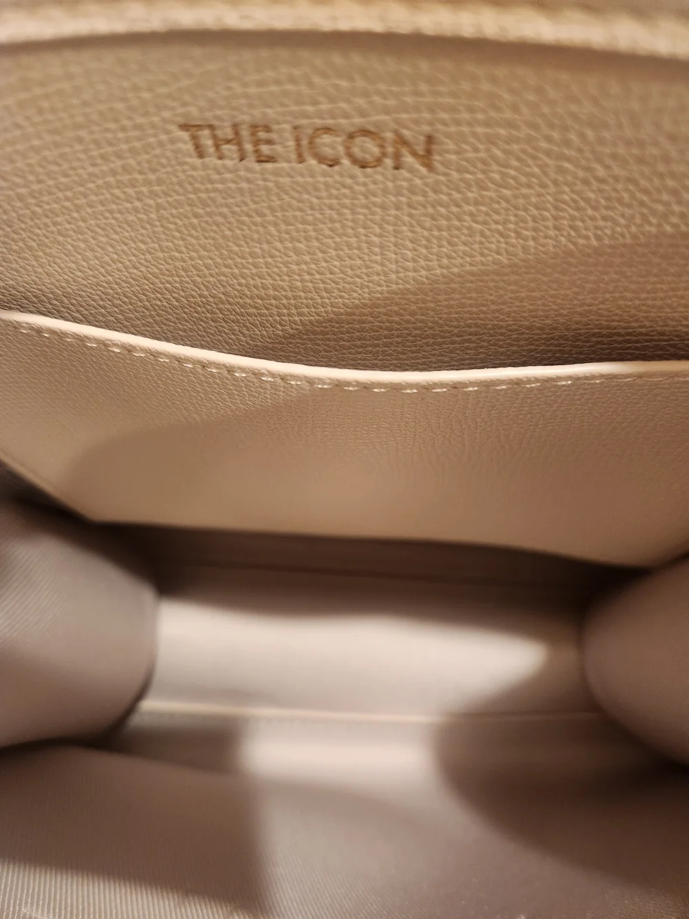 Ted Baker Cream Small Tote Bag W Floral Bag Charm NWT - Picture 5 of 7